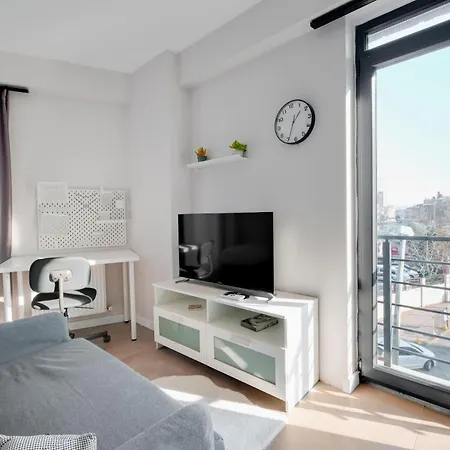 Apartment Central Flat Near Metrobus And Coast In Kadikoy Istanbul