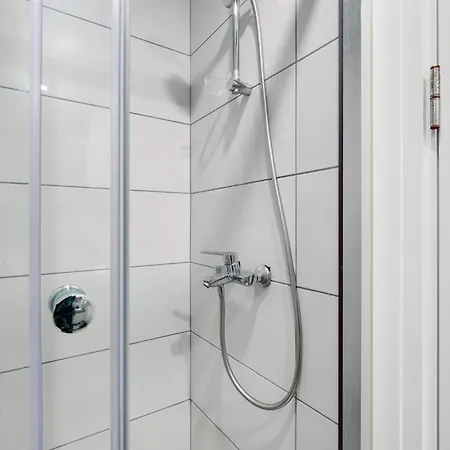 Apartment Central Flat Near Metrobus And Coast In Kadikoy Istanbul