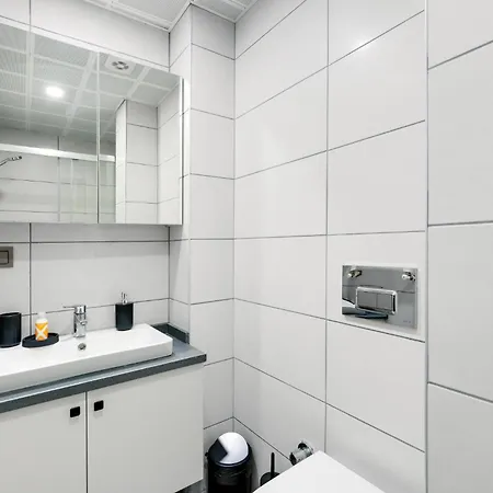 Central Flat Near Metrobus And Coast In Kadikoy Apartment Istanbul