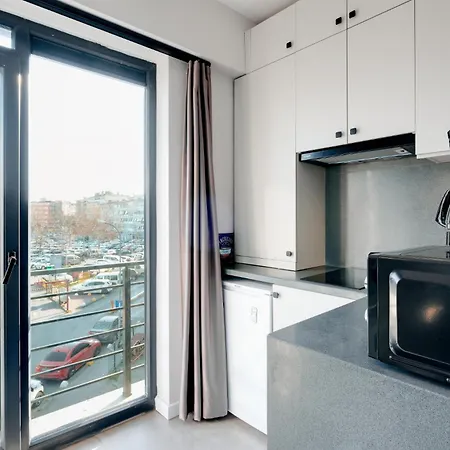 Flat Near Metrobus And Coast In Kadikoy Διαμέρισμα Κωνσταντινούπολη